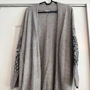 THE RELAXED CARDIGAN